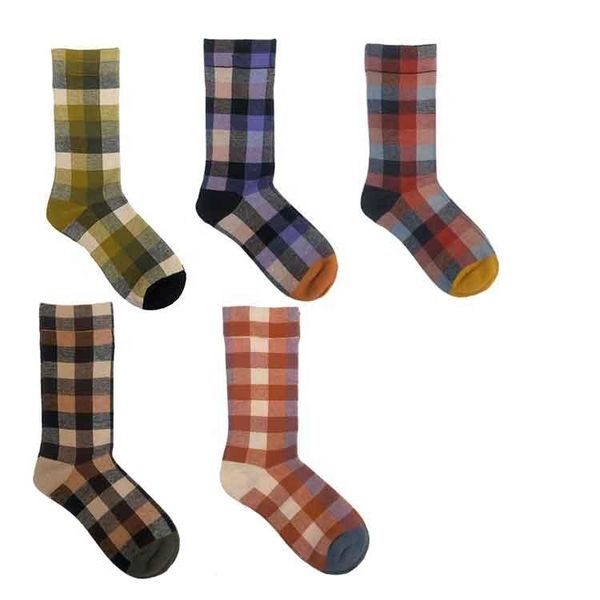 

men's socks autumn winter style middle stockings combed cotton hand linking fashionable plaid, Black