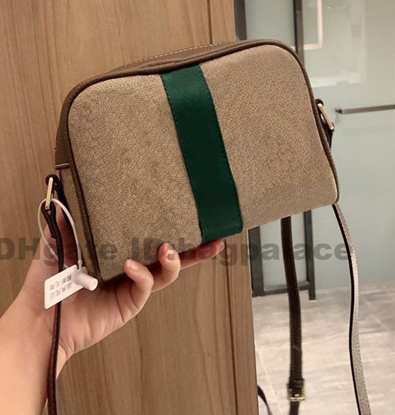 Çapraz Vücut Çantaları Yeni Luxurys Designer Çanta Flep Cüzdan Paketi Omuz Çantası Crossbody Debriyaj Kadın Cüzdan Çantaları