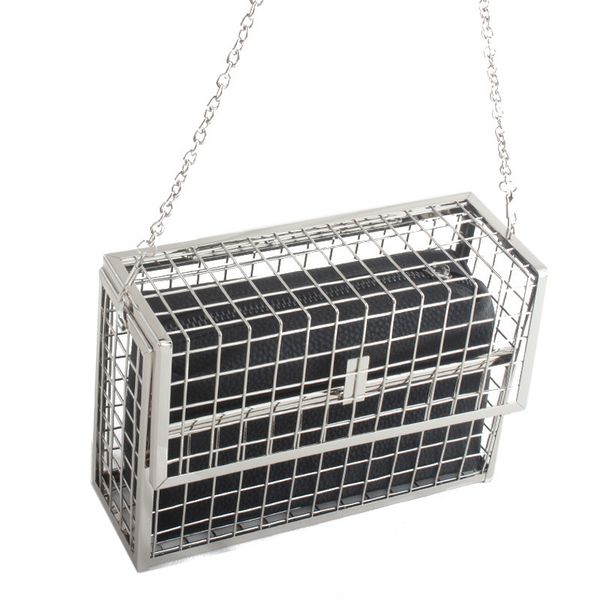 

fashion evening bag metal hollow out shoulder in spring and summer of 2021 iron mesh chain women's banquet gift