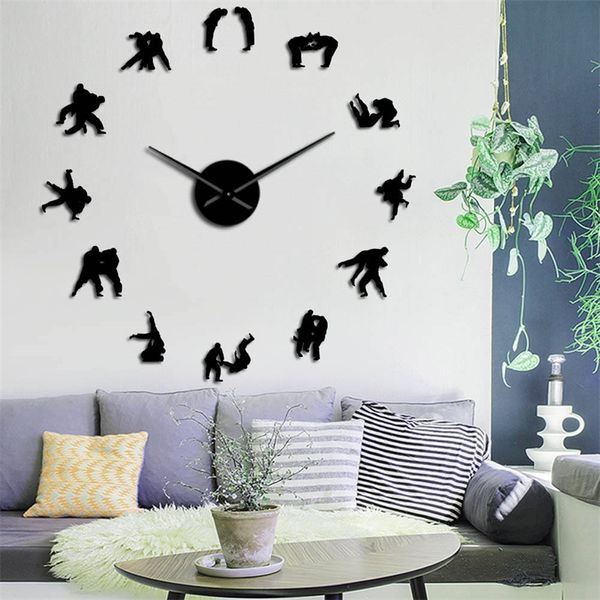 Allenamento marziale giapponese Wall Art Decor Giunti Giunti Silhouette Silhouette diy grande orologio da parete Wrestler Frameless Specchio effetto specchio orologio da parete 210310