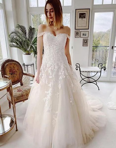 

custom off shoulder a line lace wedding dresses 2021 with appliques sweep train tulle cap sleeves plus size bridal gowns, White
