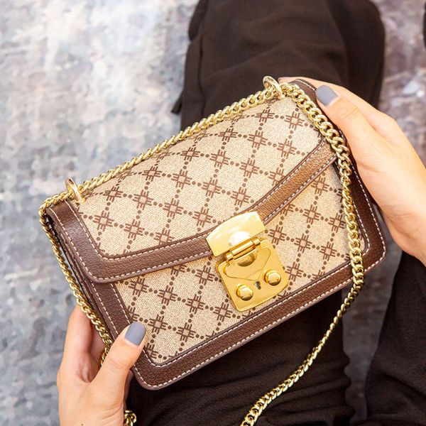 

luxurys designers women's 2021 new french niche sense messenger limited fashion foreign style chain bag trend