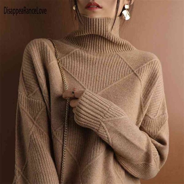 Maglione pullover a collo alto autunno inverno di alta qualità Donna Maglioni lavorati a maglia taglie forti Maglioni morbido bianco nero maglione 210918