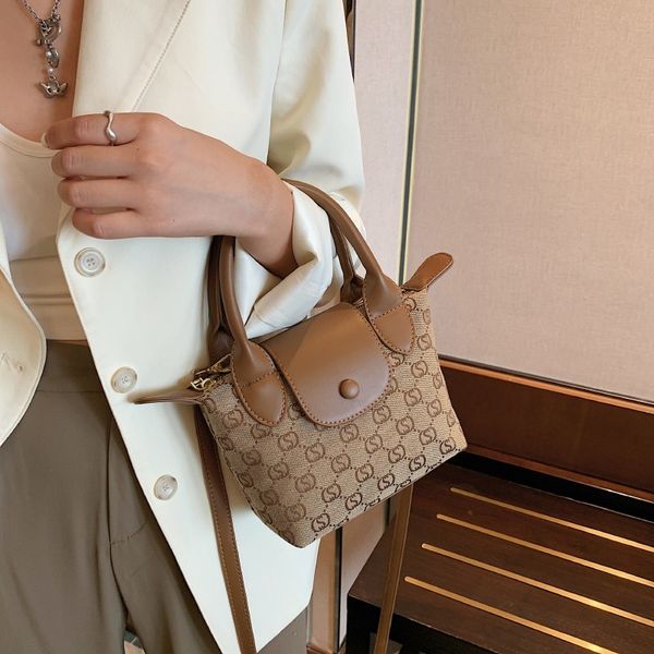 

70% off exclusive fashion women's bag new portable small square letter minority design single shoulder messenger bag