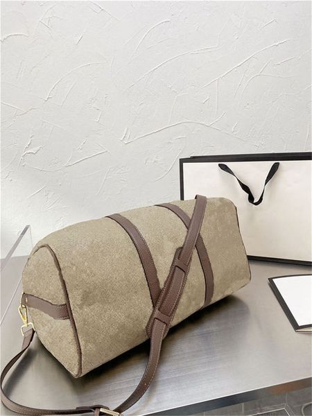 

men women leather totes luxurys designers duffle bags 2021 man woman handbag handbags large capacity travel tote packs