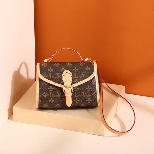 

guangzhou women's bag printed small square 2021 spring and summer portable postman single shoulder messenger
