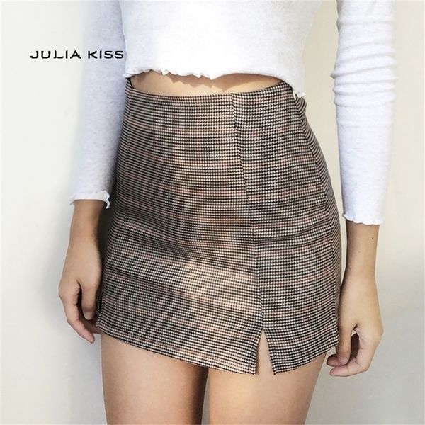 

women checked mini skirt with two small front slits 210310, Black