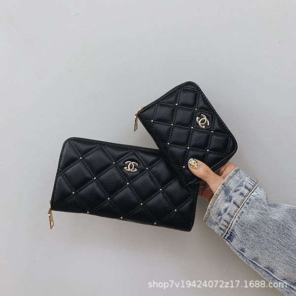 

zipper long student embroidered wallet hand women's short mini change card bag, Red;black