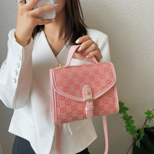 

80% off outlet store august simple small bag female new autumn single shoulder ins messenger square factory online sale, Black;red