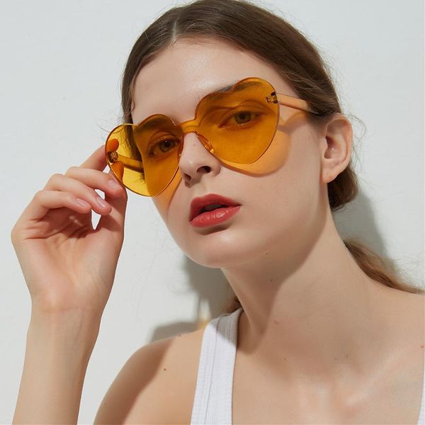 

sunglasses 2021 trends women's love vintage heart glasses novelties for lady red lunnette man festival uv400 yellow, White;black