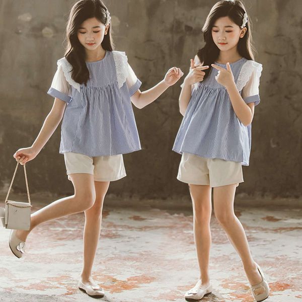 

style 2021 new summer korean girl's suit in short sleeve skirt t-shirt shorts children's two-piece set, White