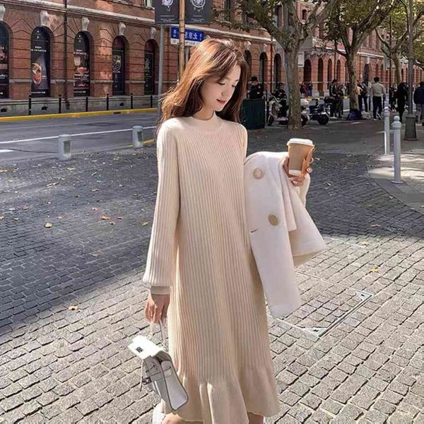 

women's wear with bottomed and long high neck knitted, Black;gray