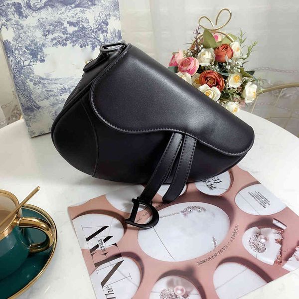 

purse black friday leather female saddle bag head leather embroidery single shoulder messenger handbag badge shoulder strap bags