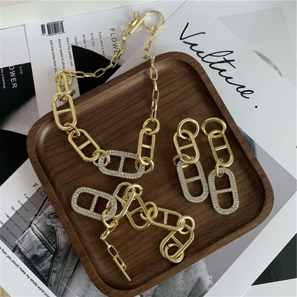 

hbp ins fashion niche metal texture splicing flash drill ot button clavicle neck chain earrings bracelet net red, Silver