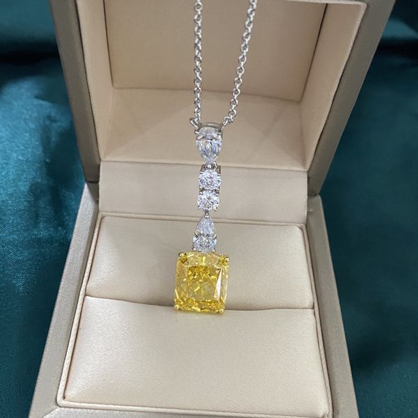 Topaz Elmas Kolye% 100 Gerçek 925 STERLING Silver Party Düğün Soyutlar Kadınlar İçin Kolye Erkekler Moissanite Takı