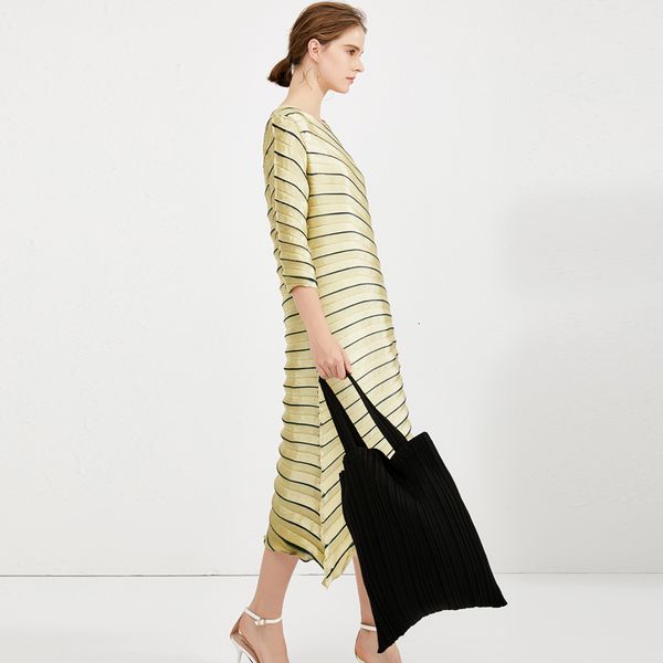 

2021 new the latest spring striped print high waist irregular women golden glow plus size snake sleeve 5173 7lup, Black;gray