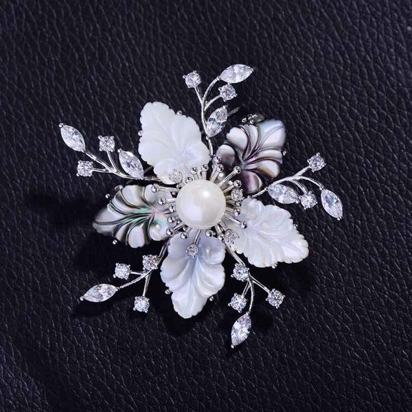 

pins, brooches elegant shell pearl brooch white zircon pins crystal wedding broaches for bridal bouquet dress sash broche jewelry gift, Gray