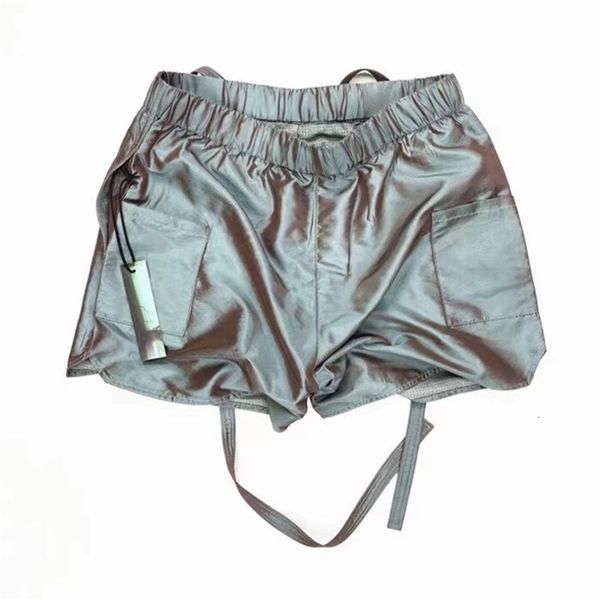 

2021 new laser reflective fog beach essentials mens clothing korean fashion men casual shorts vtfl, White;black