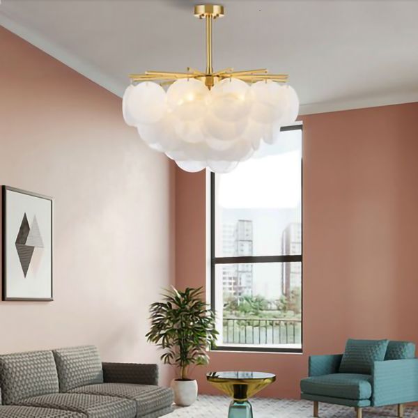

2021 new branco fosco folha lustre de vidro abajur ouro pendurado lmpada moderna led luzes do candelabro para sala estar quarto decorao 960p