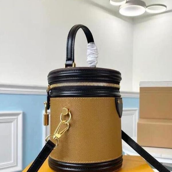 

presbyopic leather strap real and bucket classic petit crossbody modeling noe detachable bag handle cannes purses shoulder hand kphd