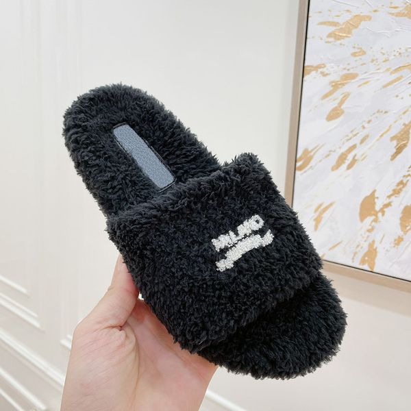 

ladies woolen sheepskin winter slipper fur one piece lamb wool warm and comfortable fashion black white yellow pink wear resistant rubber fl