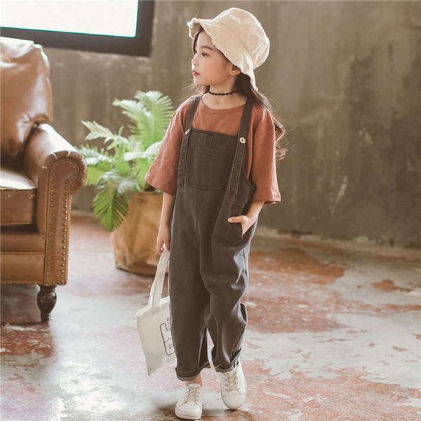 

summer autumn 2020 girls' korean loose casual solid color jeans pants, suspenders and capris children's wear, Blue