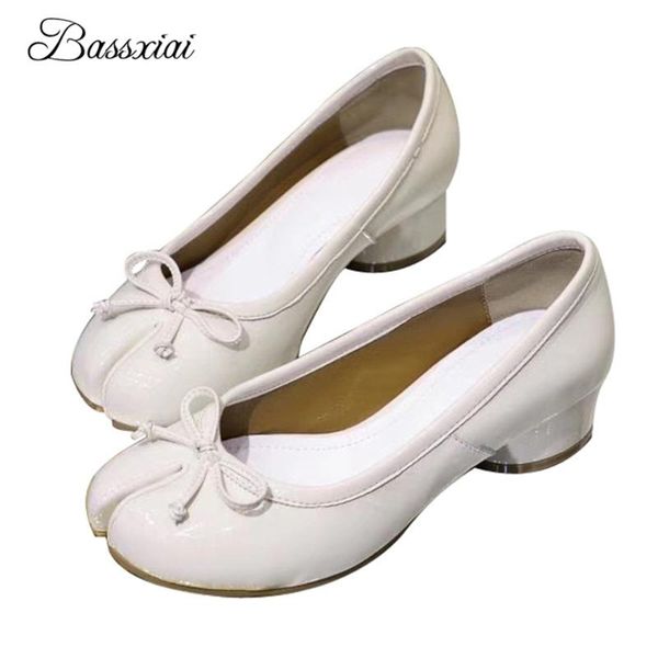 

dress shoes spring 2021 genuine leather mary janes round heel unique split toe slip-on glove little bowtie women pumps, Black