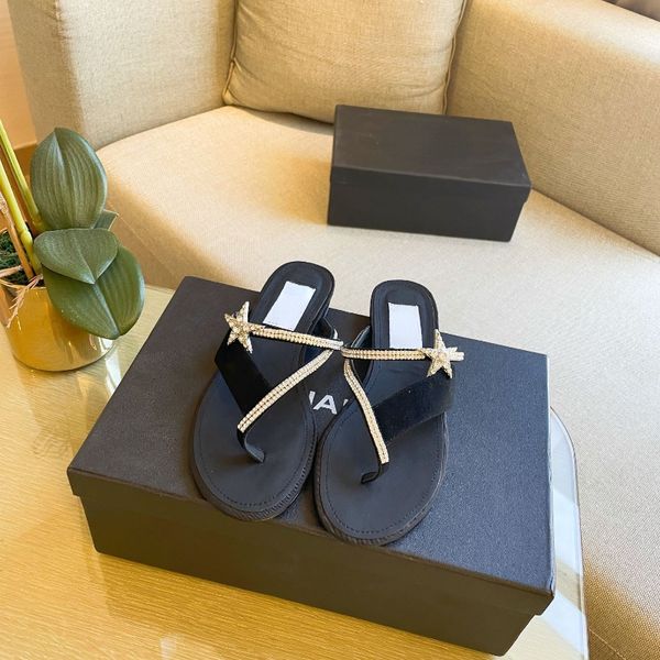 

cross-toed rhinestone slippers for women in the summer of 2022, the new fairy wind wears flat sandals ins tide., Black