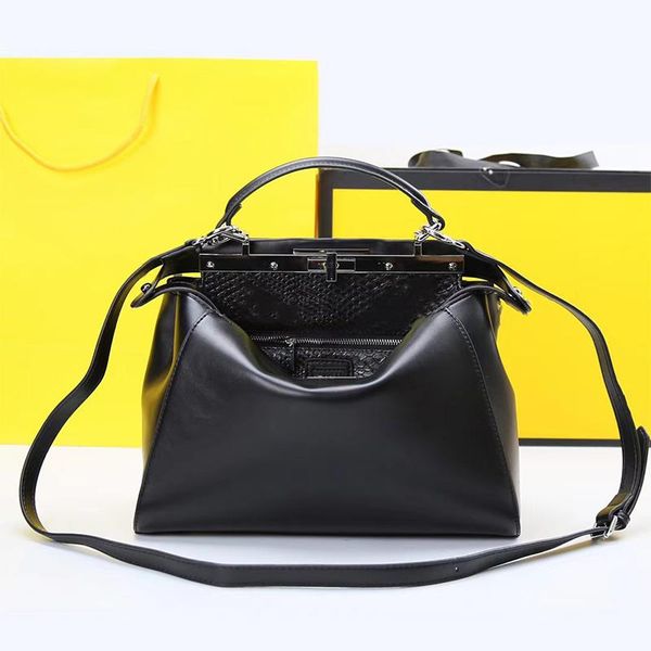 

evening bags retro solid color luxury large-capacity design style leather handbag women's fashion one-shoulder messenger bag