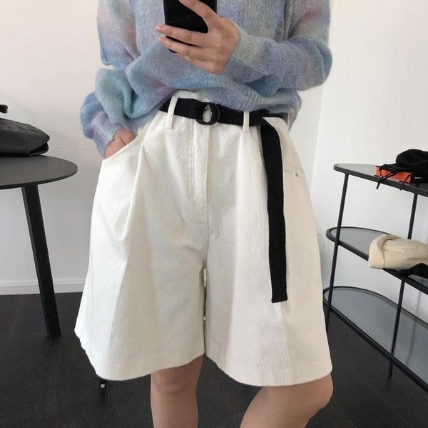 

women's pants & capris woman model cotton shorts with belt, Black;white