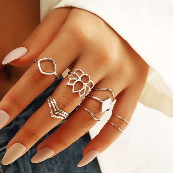

rz0511 simple and versatile geometric 8 pieces silver lotus ring set