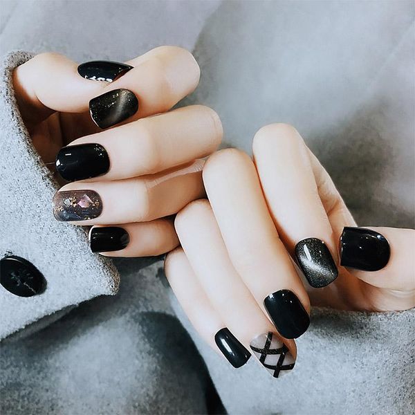 

false nails 22pcs fashion cat eye pattern fake short oval black finished winter nail tips christmas gift ti, Red;gold