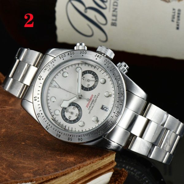 

2021 luxury mens watches five-needle all dial working with calendar function quartz watch fashion brand wristwatches steel strap, Slivery;brown