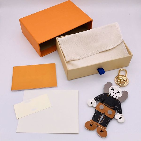 

fashion key buckle lovers car keychain handmade leather keychains men women bag pendant accessories 3 color with box, Silver