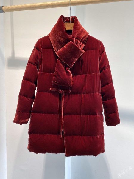 

21 autumn and winter red rhombic style european and american slim new coat, Black