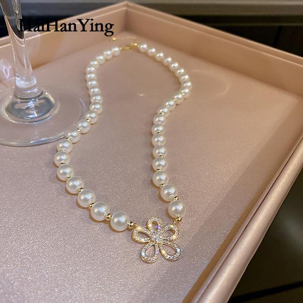 

pendant necklaces pearl hollow flower necklace hand beaded luxury and versatile crystal temperament korean jewelry for women, Silver