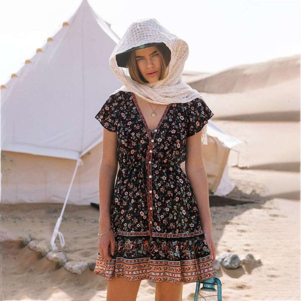 

spring / summer 2020 new beach skirt printed single breasted v-neck short sleeve bohemian women's dress, White;black