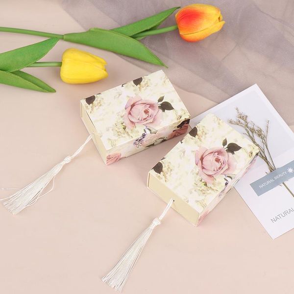 

gift wrap 10pc rose flower pattern tassel pendant candy box chocolate