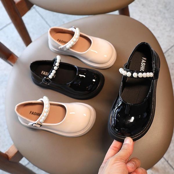 

flat shoes 2021 autumn girls pearlsy mary janes kids string bead princess children patent leather dance party white black, Black;grey