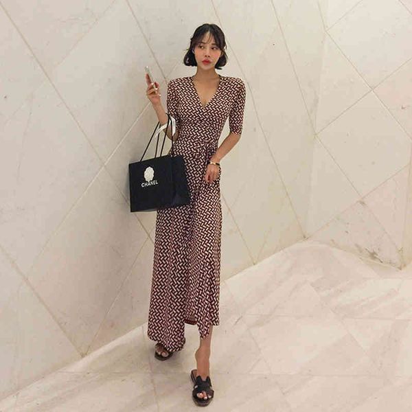 

print v-neck half sleeve korea women bohemian beach maxi wrap dresses lace-up slim waist elegant ladies holiday dress clothes, Black;gray