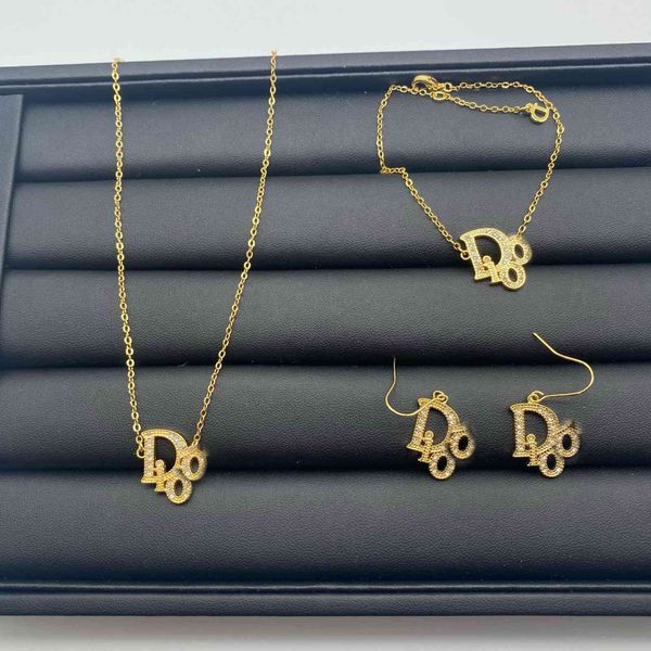 

design jewelry small fragrance letter full diamond neck chain necklace net red high version bracelet earrings female, Golden