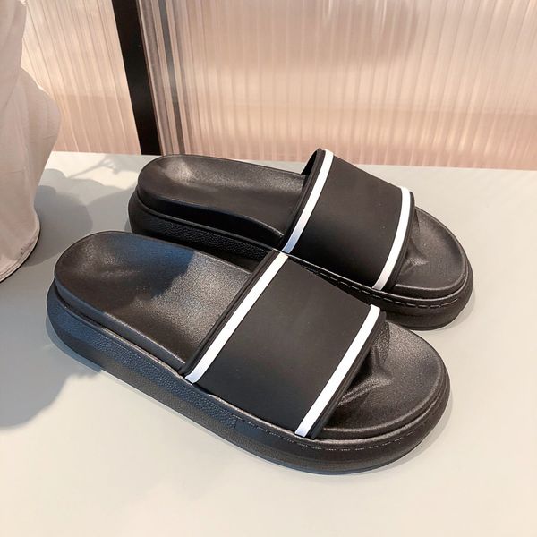 

2021ss womens slippers shoes 5 colors fashion trend slipper foam runner triple black white red pink soot ararat women slippers size 35-40