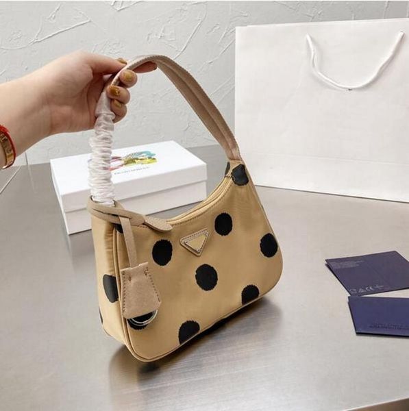 

2021 brand designer shoulder bags women's re-edition tote nylon leather bag fashion luxury crossbody handbag size 21*11 cm with box