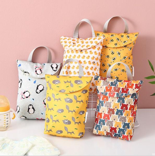 

toiletry kits cartoon portable baby diaper bag outdoor multi-functional waterproof infant feeding bottle tissue storage