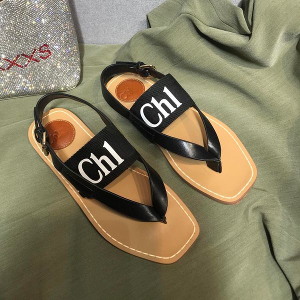 

2021 women slippers sandals fahsion summer ladies leather slides shoes flip flops loafers r luxurys flat beach sandal, Black