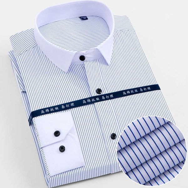 Angekommene Herrenhemden Marke Langarm gestreifter Mann Smart Social Dress Shirts Weiß Blau Splice Männliche Kleidung Große Größe 4XL 210609