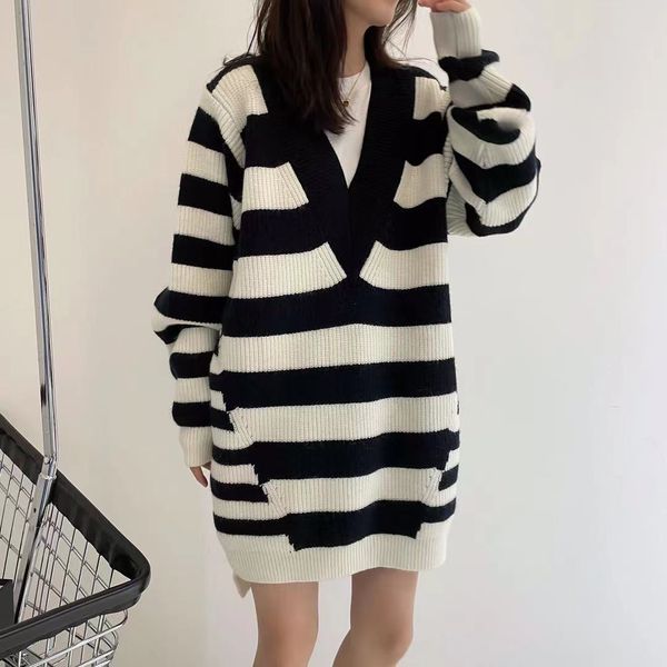 

college stripe contrast medium length sweater women's design sense short front and long back loose v-neck sweater autumn, White