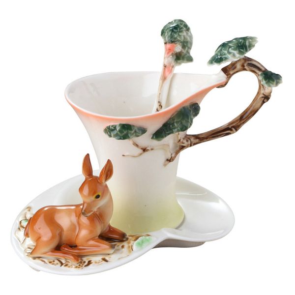 Кофейные чашки оленя с чашкой для чая блюдца, набор с ложкой Creative Creative Ceramic Whiteware European Style Bone China подарки