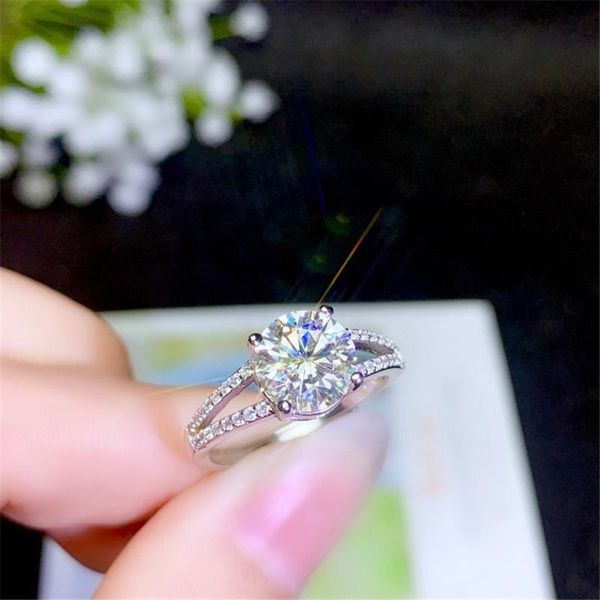 

cluster rings 925 sterling silver ring 1ct 2ct vvs round cut classic style lab diamond jewelry for women engagement party gift moissanite, Golden;silver