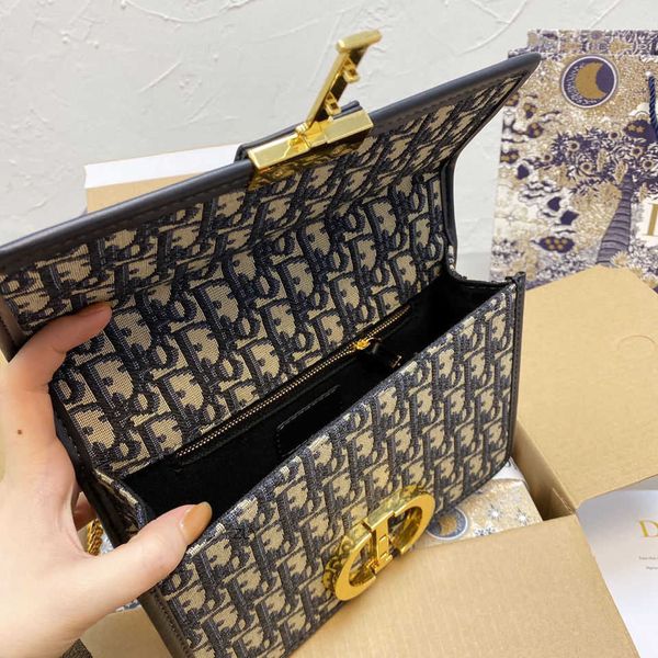

bag female 2021 single shoulder messenger canvas embroidery montaigne bag postman pure cow leather chain net red hand zly zly bag zly